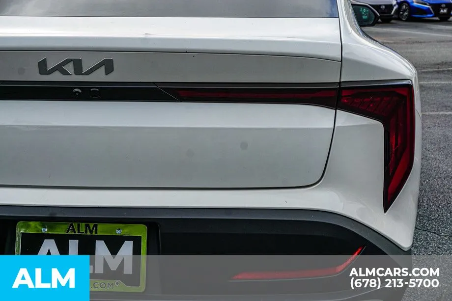 2025 Kia K4 LXS - Photo 13