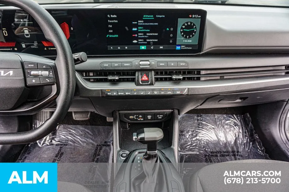 2025 Kia K4 LXS - Photo 39