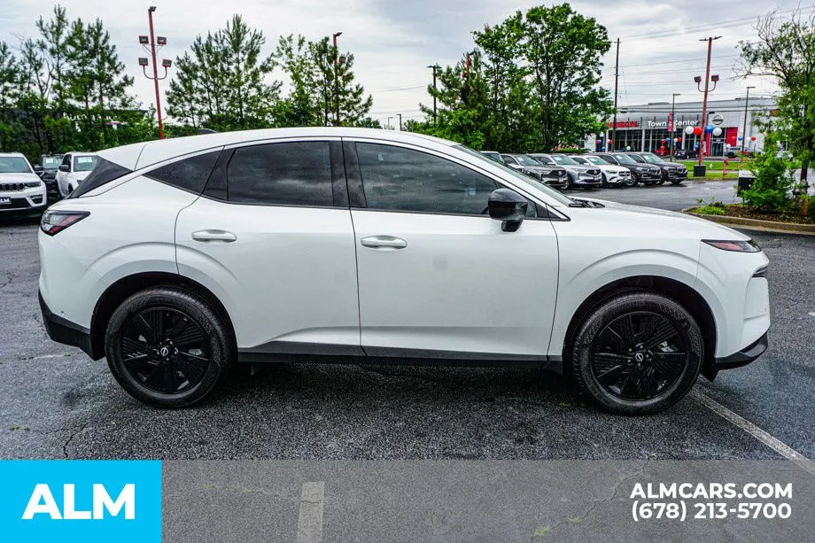 2025 Nissan Murano SV - Photo 9