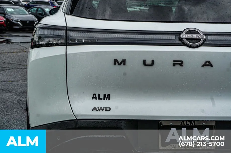 2025 Nissan Murano SV - Photo 13
