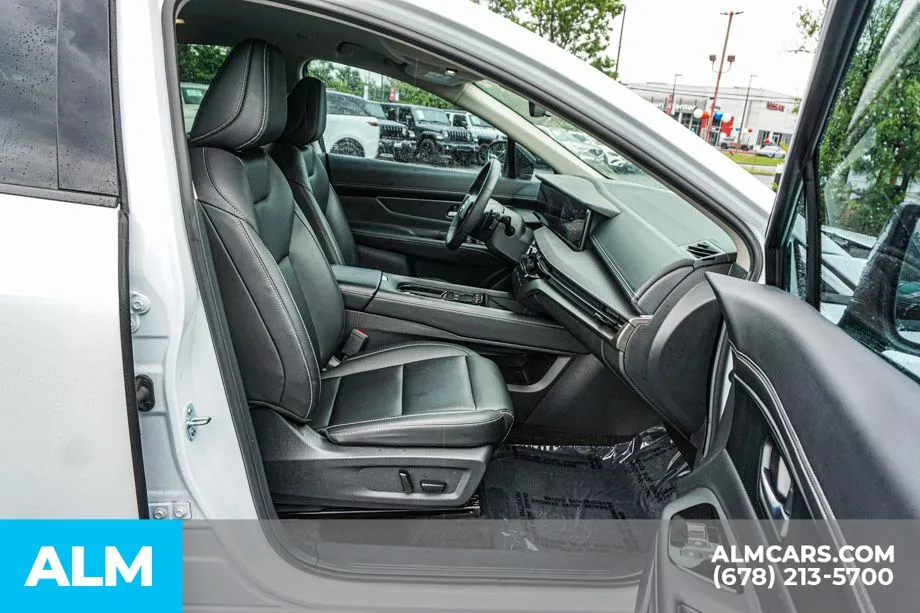 2025 Nissan Murano SV - Photo 23