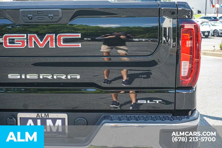 2026 GMC Sierra 1500 SLT - Photo 13