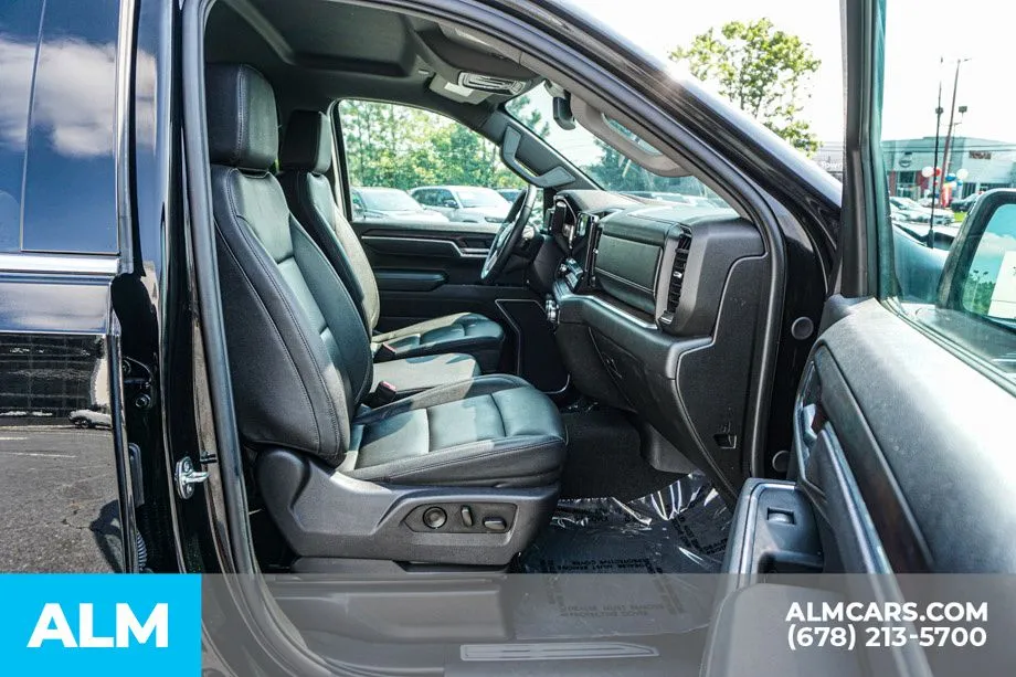 2026 GMC Sierra 1500 SLT - Photo 23