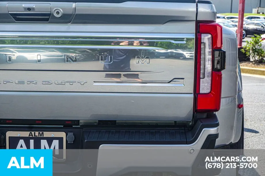 2023 Ford F-450 Super Duty Platinum - Photo 13