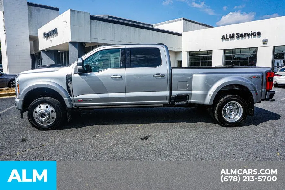 2023 Ford F-450 Super Duty Platinum - Photo 7