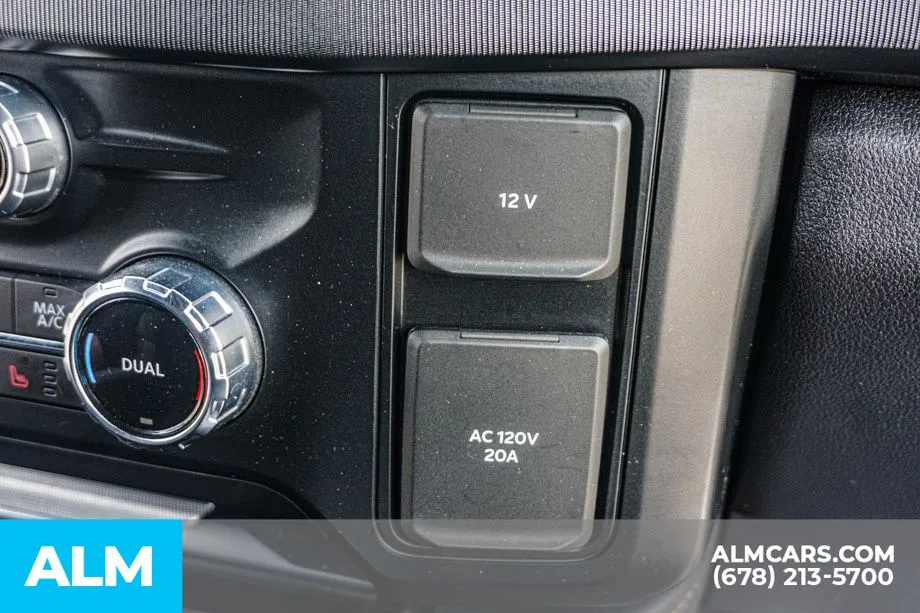 2023 Ford F-450 Super Duty Platinum - Photo 44