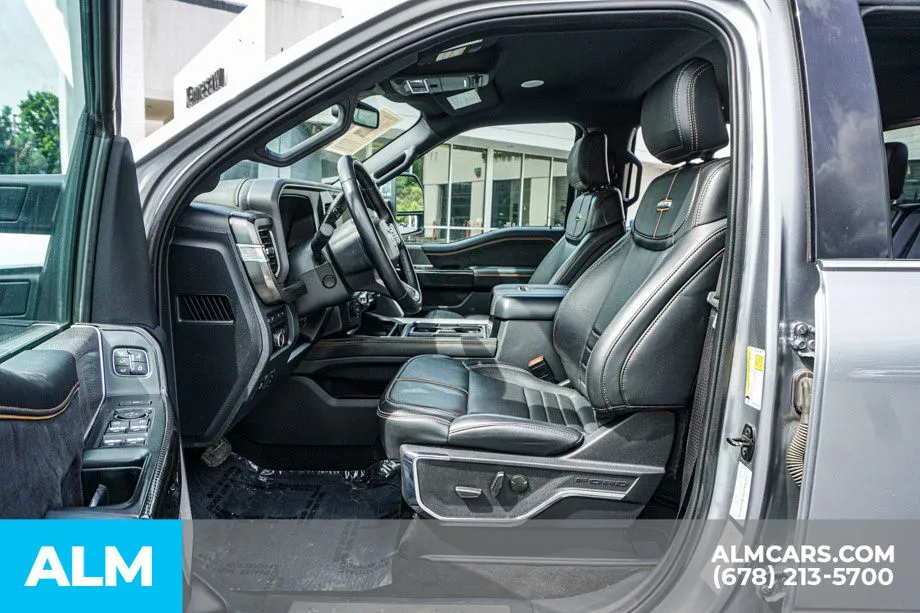 2023 Ford F-450 Super Duty Platinum - Photo 19
