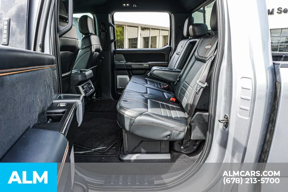 2023 Ford F-450 Super Duty Platinum - Photo 21