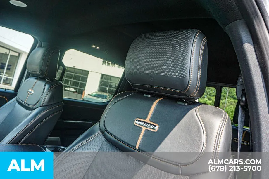 2023 Ford F-450 Super Duty Platinum - Photo 18