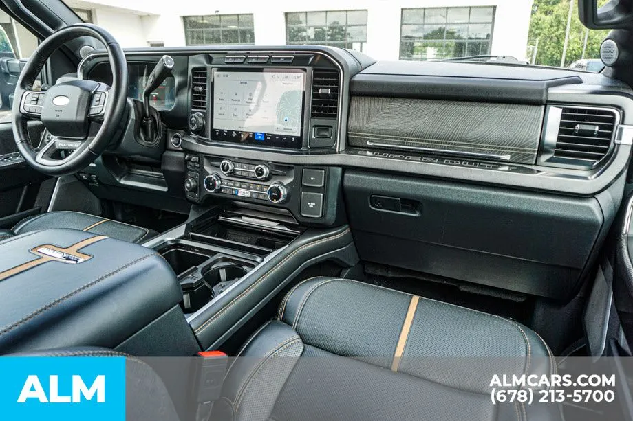 2023 Ford F-450 Super Duty Platinum - Photo 24