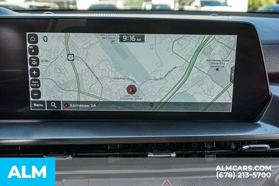 2024 Kia Telluride LX - Photo 38