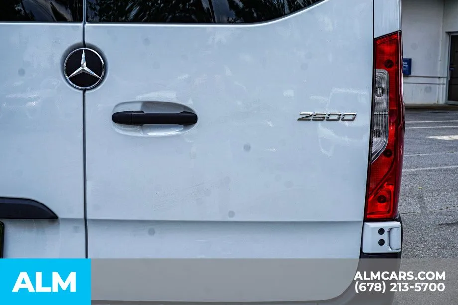 2025 Mercedes-Benz Sprinter Passenger Van Base - Photo 13