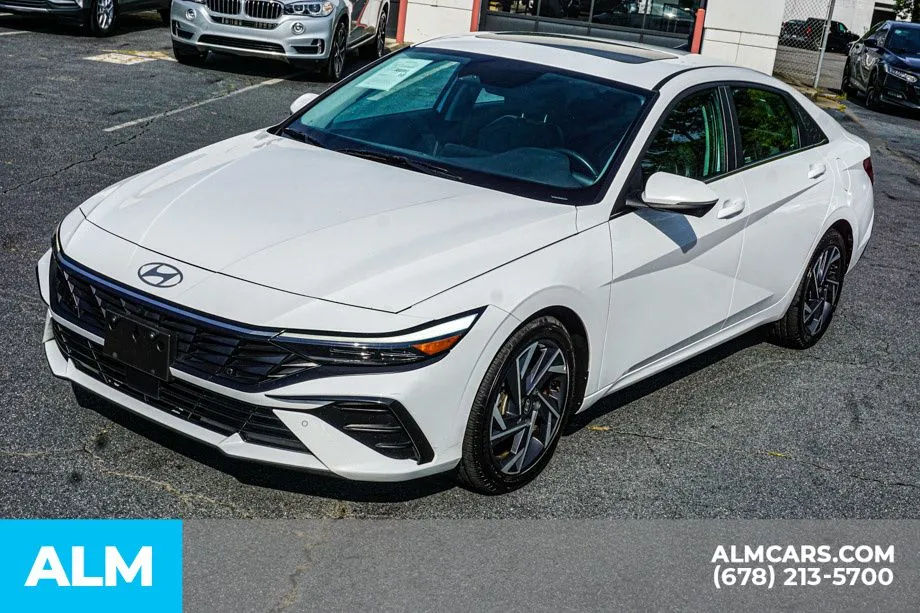 2024 Hyundai Elantra Limited - Photo 15