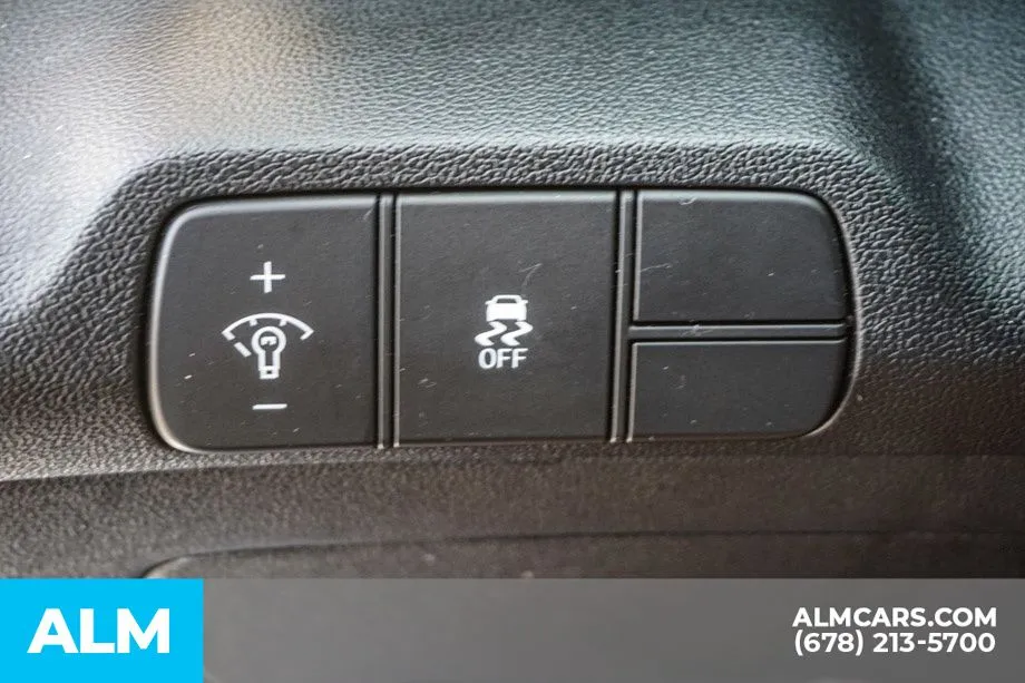 2024 Hyundai Elantra Limited - Photo 46