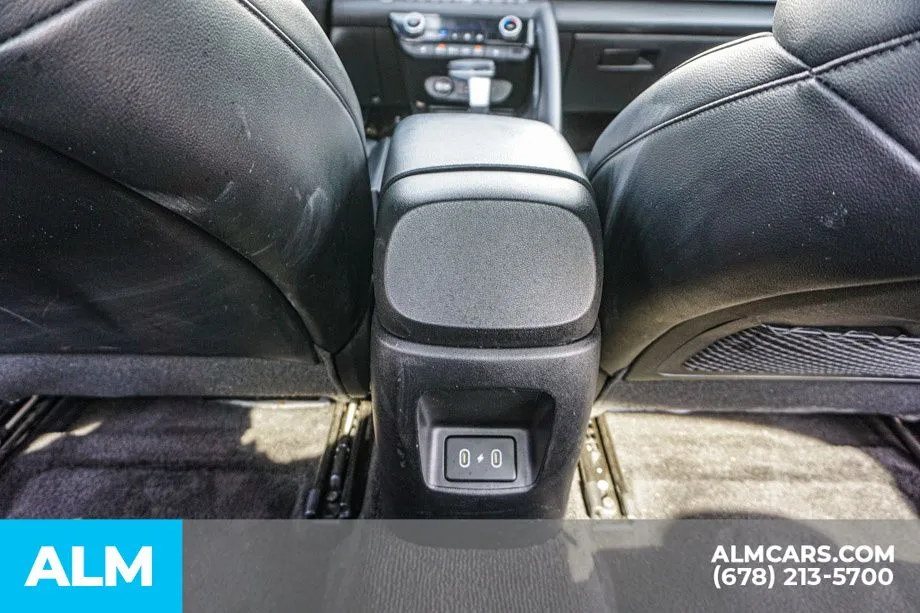 2024 Hyundai Elantra Limited - Photo 31