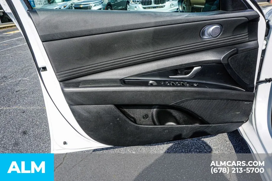2024 Hyundai Elantra Limited - Photo 47
