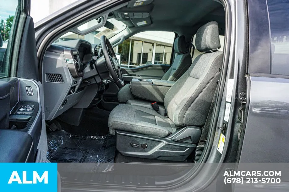 2025 Ford F-150 XLT - Photo 19