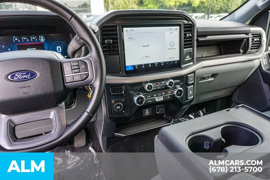 2025 Ford F-150 XLT - Photo 32
