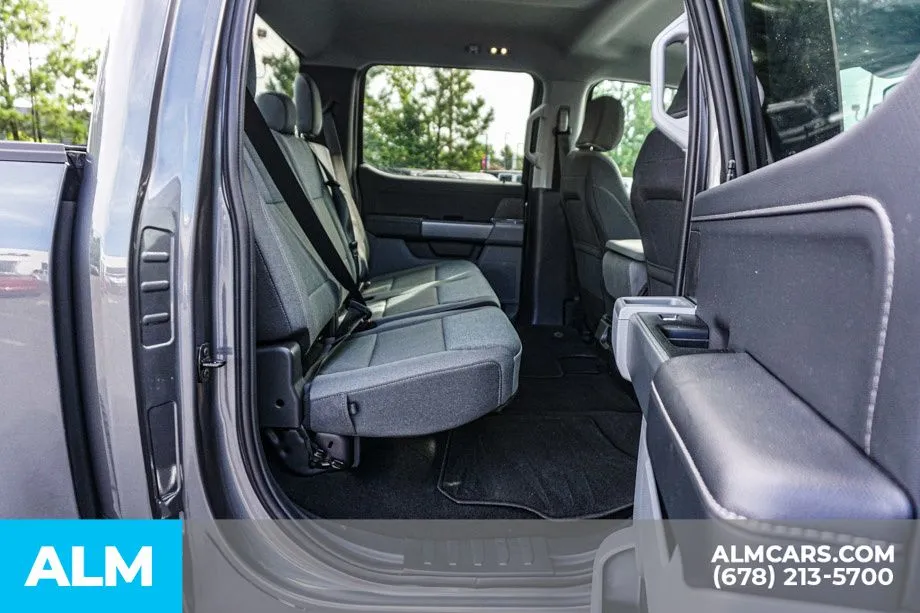 2025 Ford F-150 XLT - Photo 22