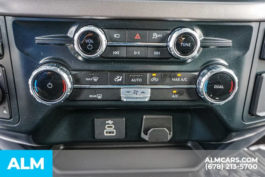 2025 Ford F-150 XLT - Photo 40