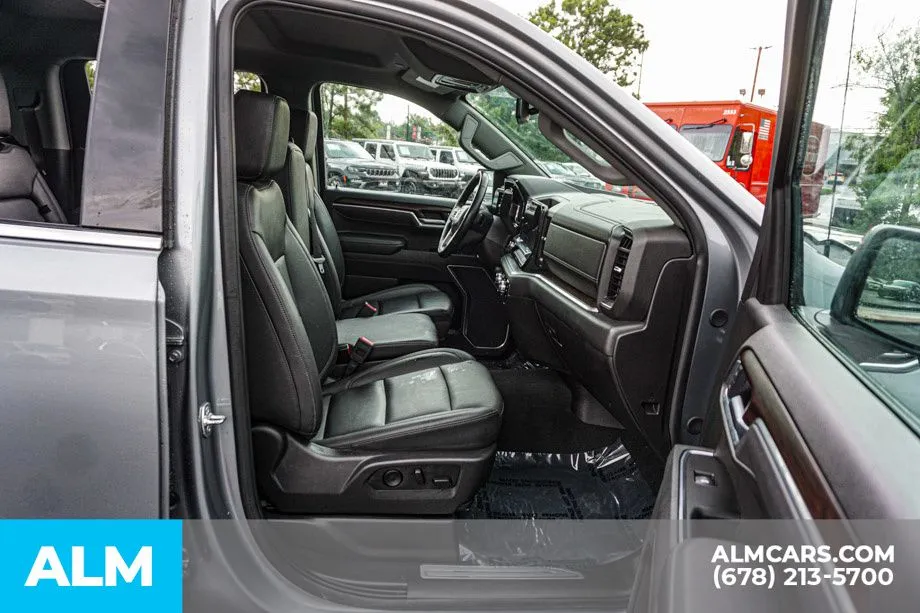 2025 GMC Sierra 1500 SLT - Photo 23