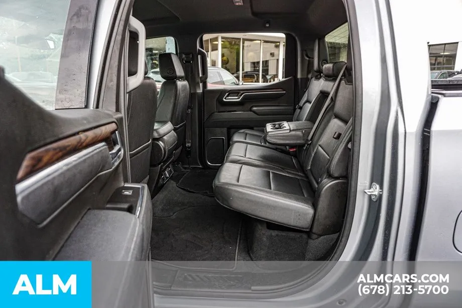 2025 GMC Sierra 1500 SLT - Photo 21