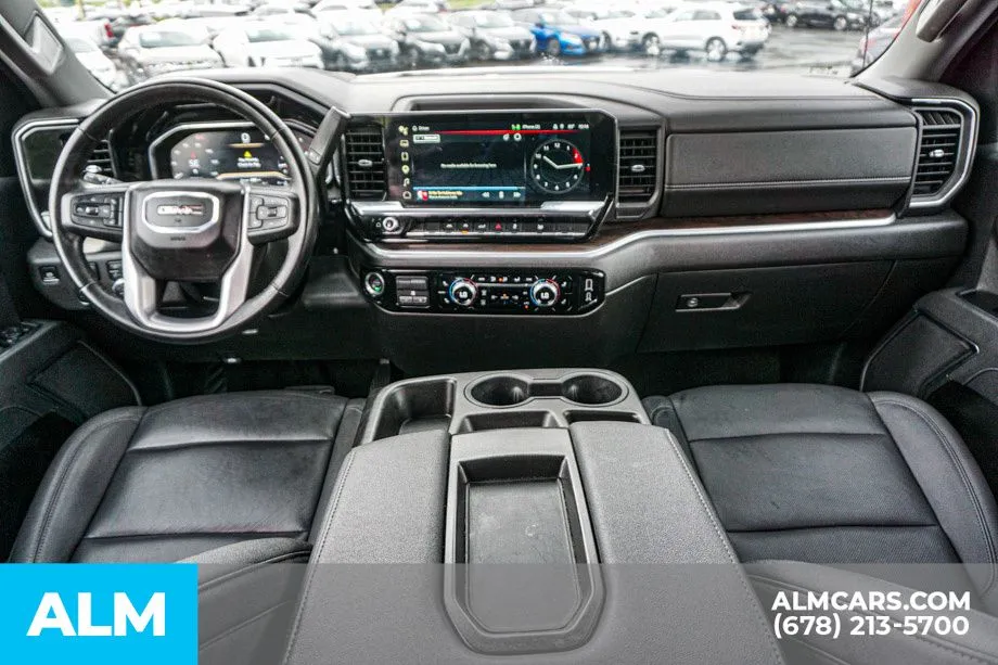 2025 GMC Sierra 1500 SLT - Photo 25