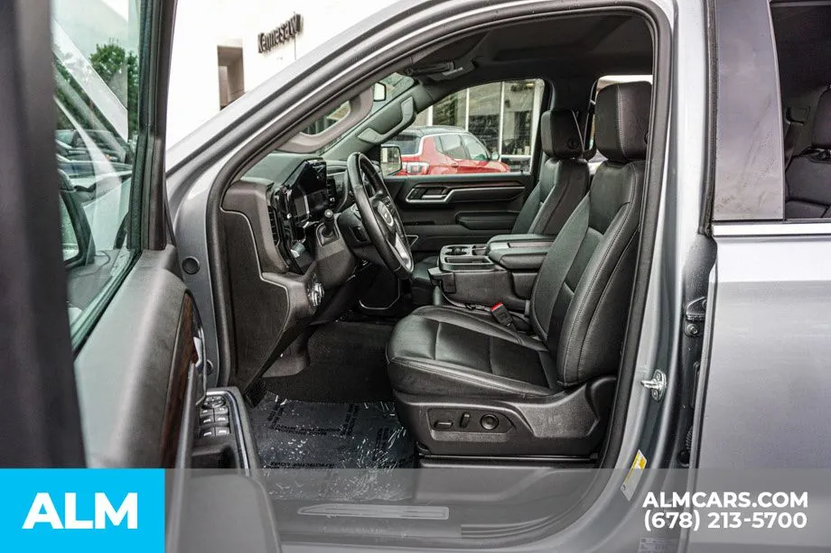 2025 GMC Sierra 1500 SLT - Photo 19