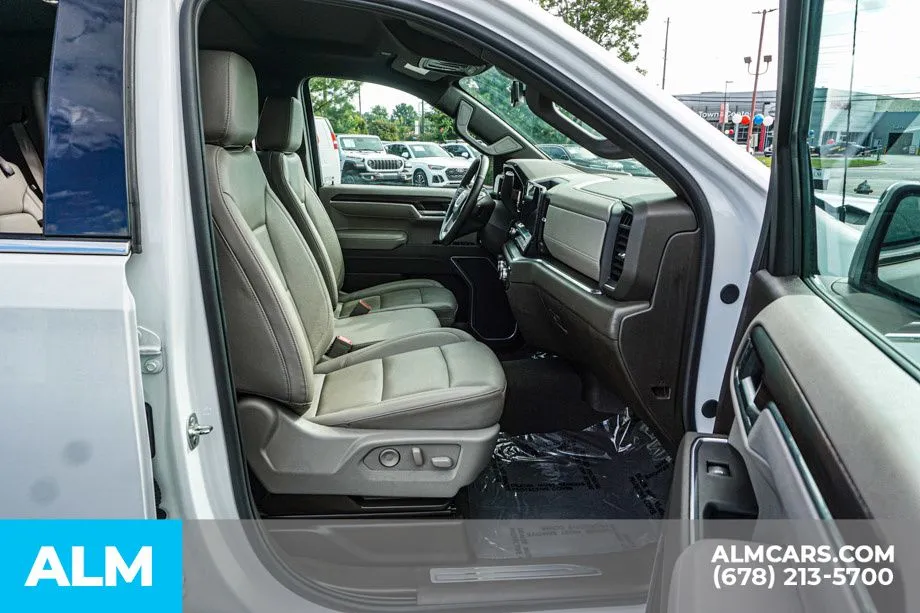 2025 GMC Sierra 1500 SLT - Photo 23