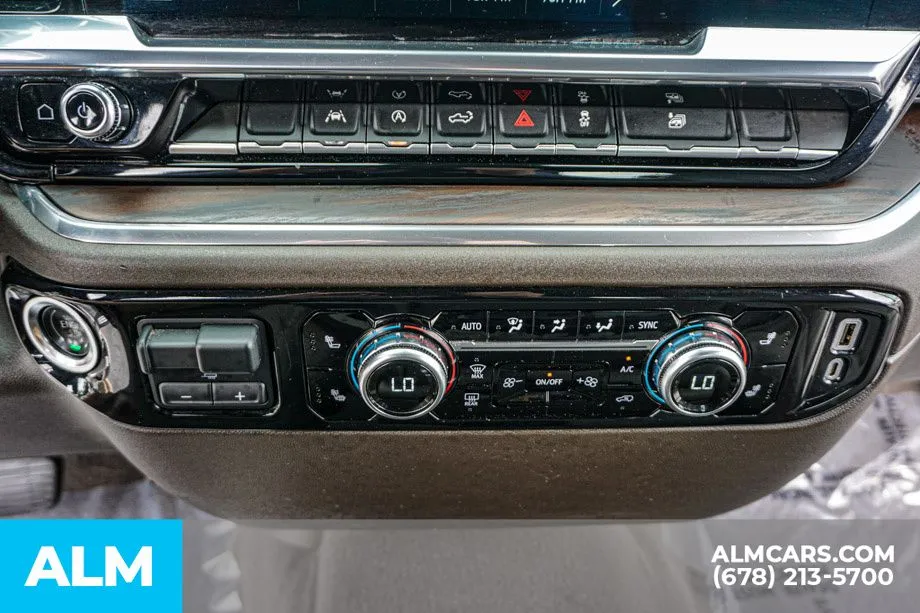 2025 GMC Sierra 1500 SLT - Photo 42