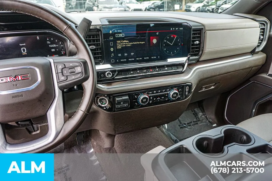2025 GMC Sierra 1500 SLT - Photo 32