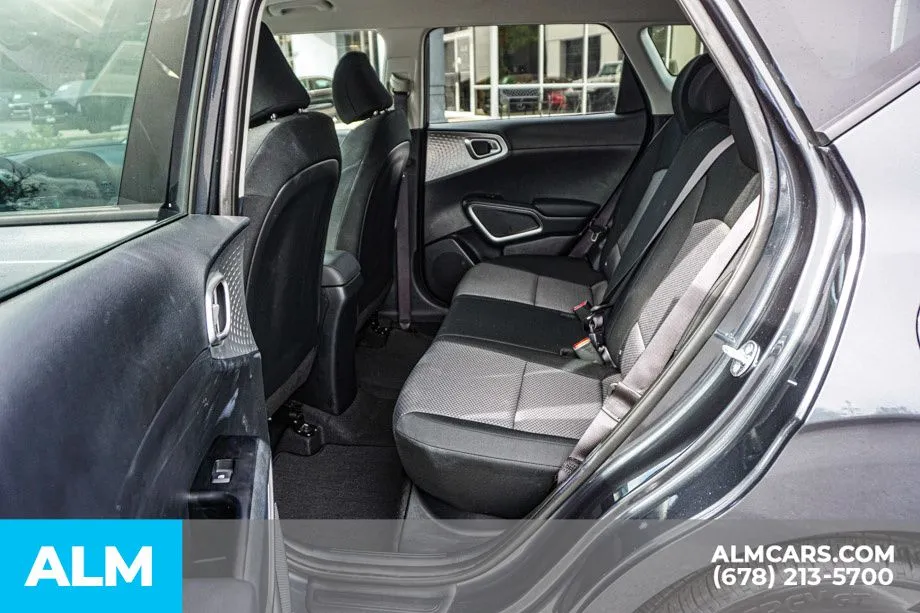 2025 Kia Soul LX - Photo 22