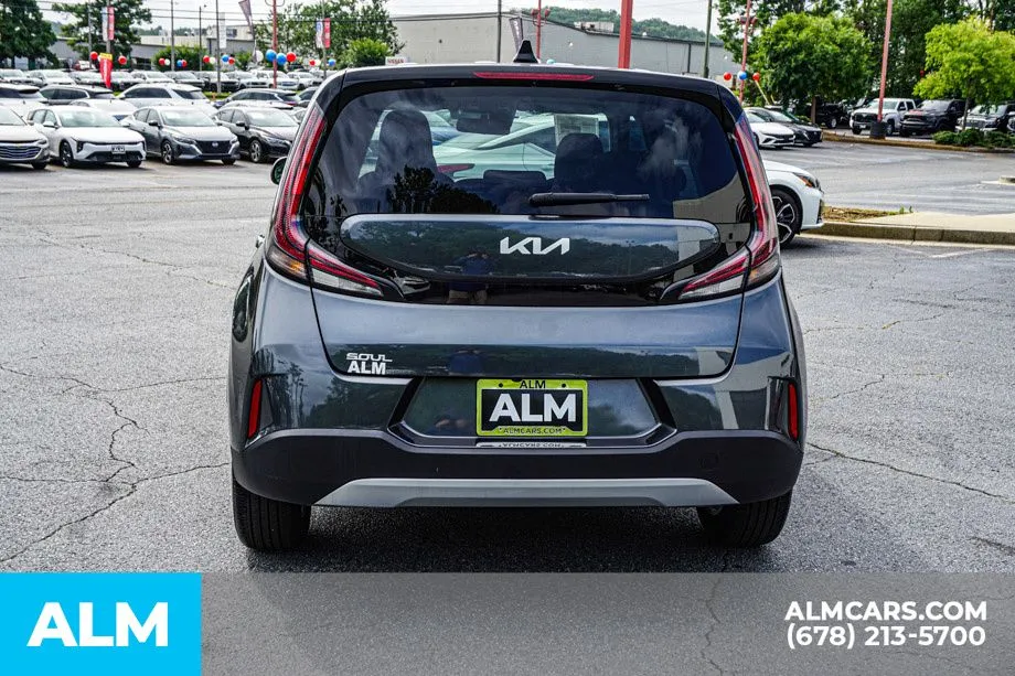 2025 Kia Soul LX - Photo 11