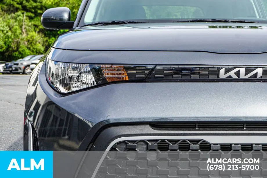 2025 Kia Soul LX - Photo 15