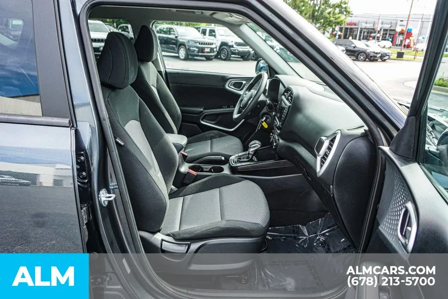 2025 Kia Soul LX - Photo 24