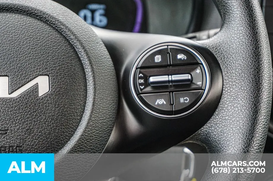 2025 Kia Soul LX - Photo 31