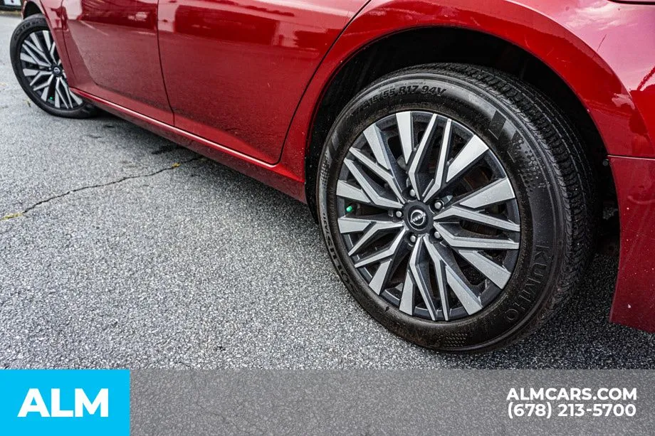 2024 Nissan Altima SV - Photo 15