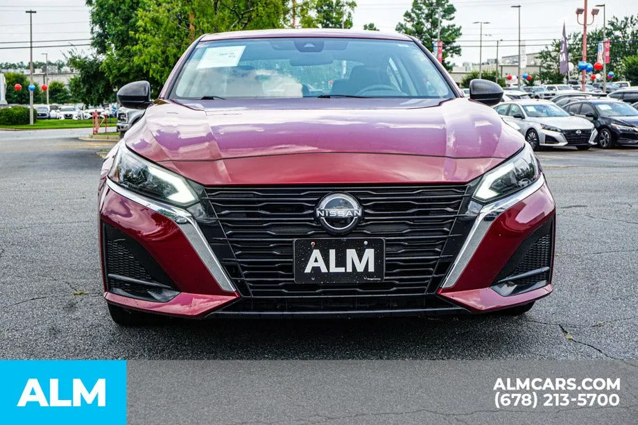 2024 Nissan Altima SV - Photo 9