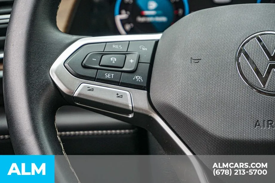 2025 Volkswagen Atlas SE w/Tech - Photo 30