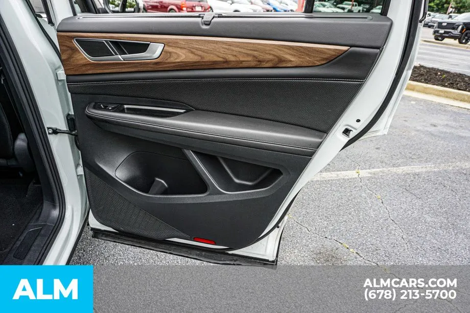 2025 Volkswagen Atlas SE w/Tech - Photo 58