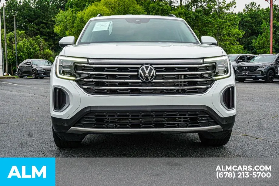 2025 Volkswagen Atlas SE w/Tech - Photo 9