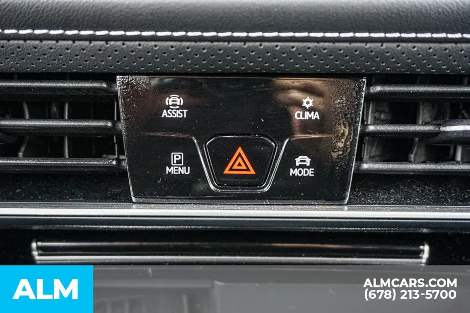 2025 Volkswagen Atlas SE w/Tech - Photo 43
