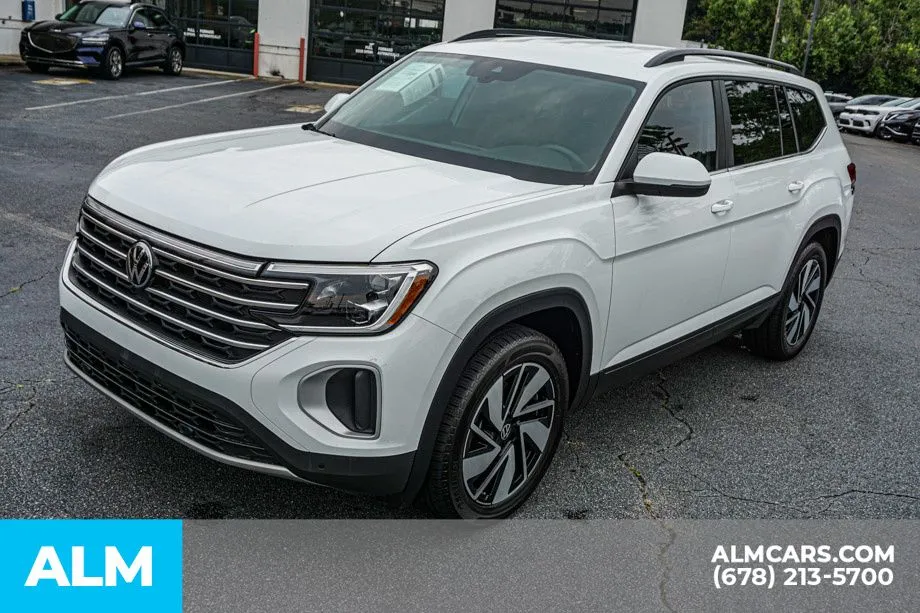 2025 Volkswagen Atlas SE w/Tech - Photo 14