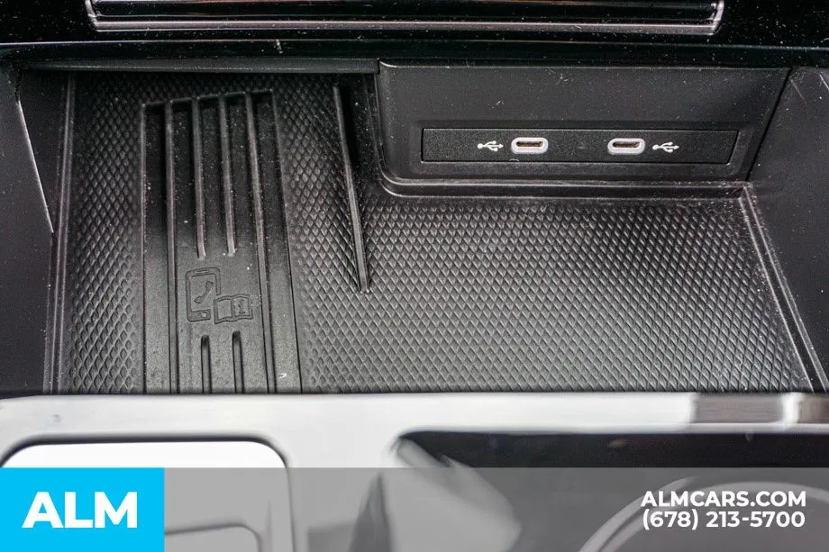 2025 Volkswagen Atlas SE w/Tech - Photo 44