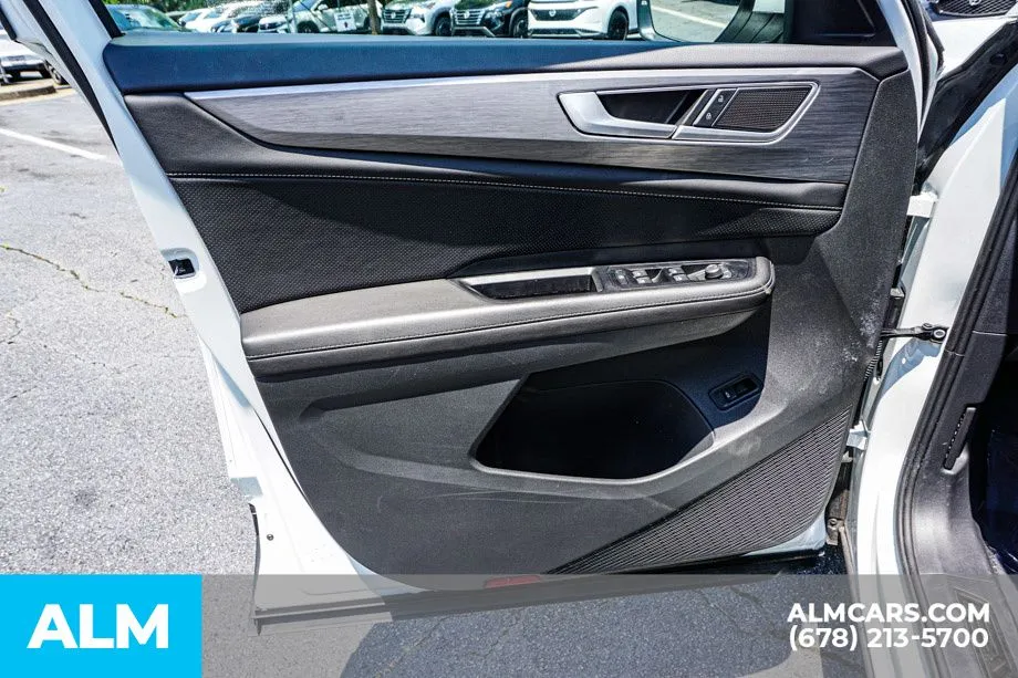 2025 Volkswagen Atlas Cross Sport SE w/Tech - Photo 47