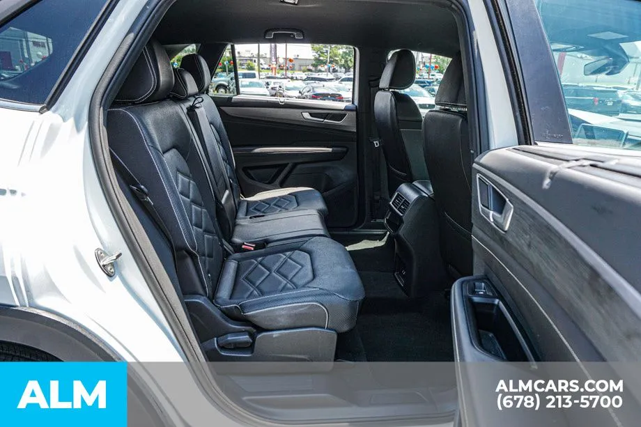 2025 Volkswagen Atlas Cross Sport SE w/Tech - Photo 21