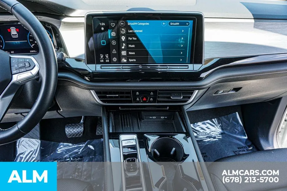 2025 Volkswagen Atlas Cross Sport SE w/Tech - Photo 39