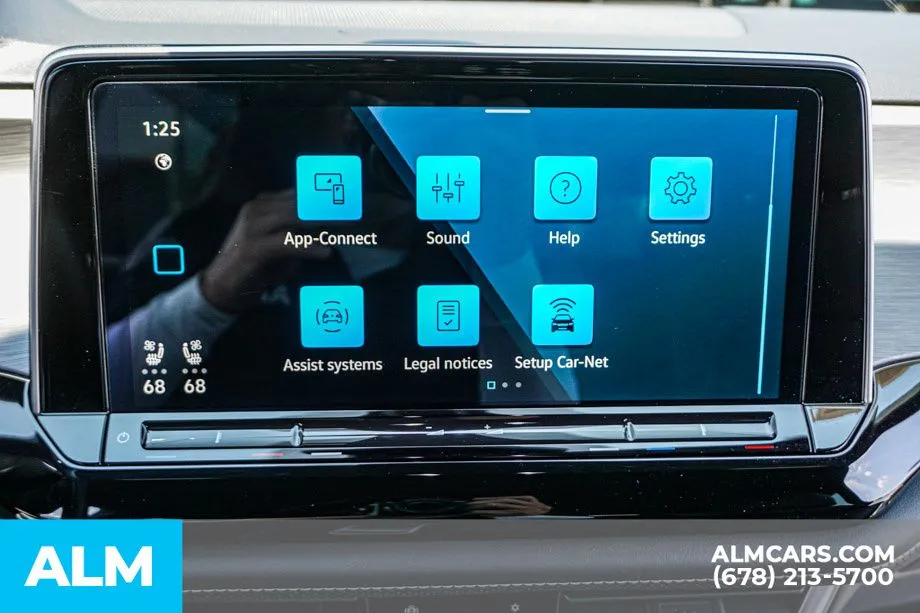 2025 Volkswagen Atlas Cross Sport SE w/Tech - Photo 34