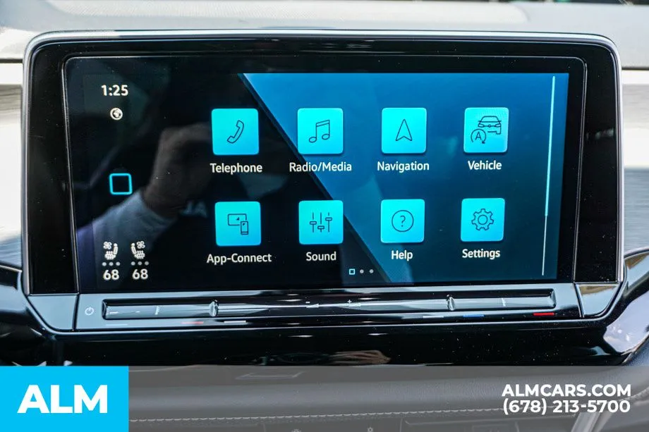 2025 Volkswagen Atlas Cross Sport SE w/Tech - Photo 33
