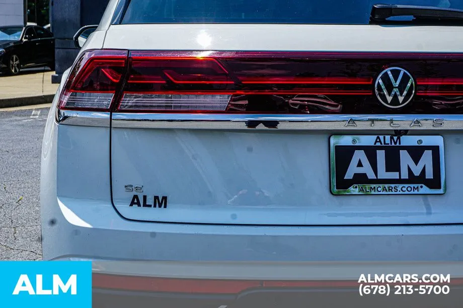 2025 Volkswagen Atlas Cross Sport SE w/Tech - Photo 12
